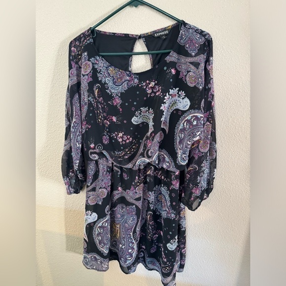 Express Dresses & Skirts - Express Women's Paisley Short Casual Dress